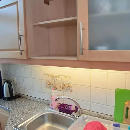 Schönes Ferien-appartement Für Bis Zu 6 Personen Apartment Halberstadt