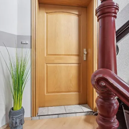 Schoenes Ferien-appartement Fuer Bis Zu 7 Personen 公寓 *