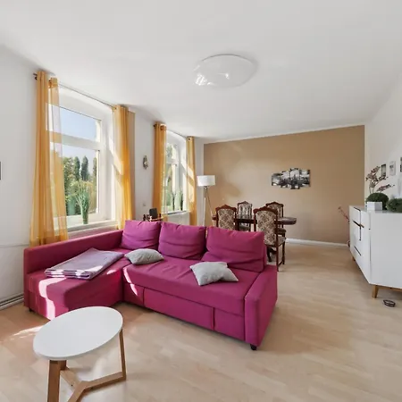 Schönes Ferien-appartement Für Bis Zu 6 Personen Apartment Halberstadt