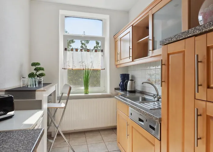 Schönes Ferien-appartement Für Bis Zu 6 Personen Apartment Halberstadt