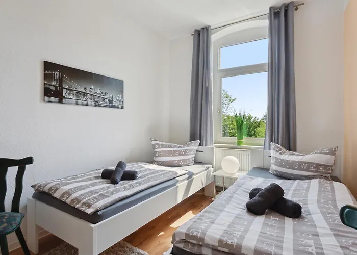 Schoenes Ferien-appartement Fuer Bis Zu 7 Personen * Хальберштадт