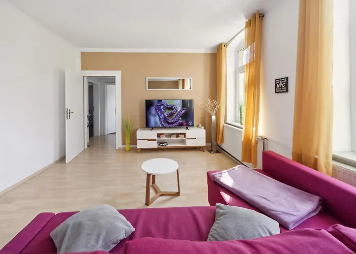 Schönes Ferien-appartement Für Bis Zu 6 Personen Apartment *